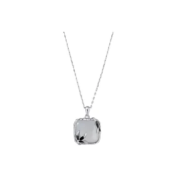 Emerald Chalcedony Necklaces Women's