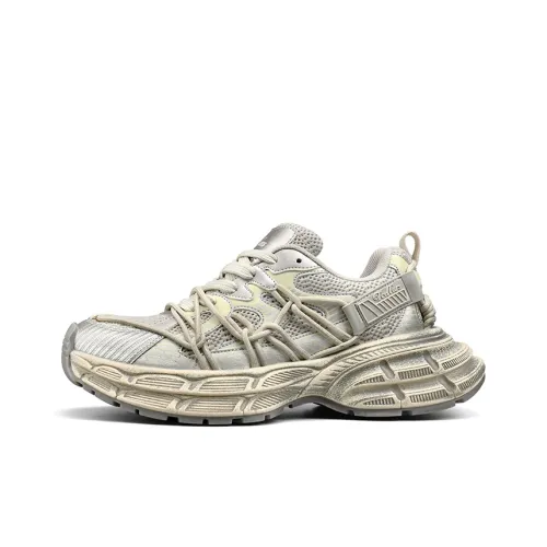 TCELLARS Cushioned Wear Resistant Height Increasing Low Top Chunky Sneakers Men's