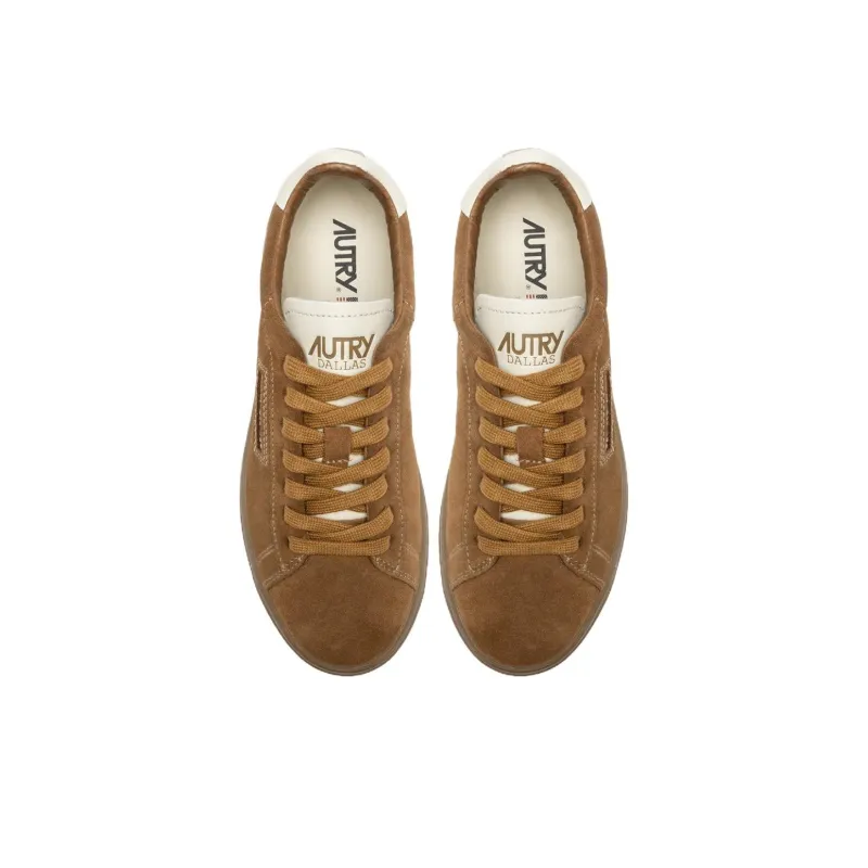 AUTRY Dallas Slip Resistant Low Top Skateboard Shoes Women's Brown-3