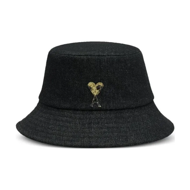 AMIPARIS Bob Rivet Ami De Coeur Bucket Hat-1