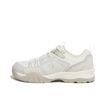 FILA Peyto Wear resistant And Lightweight Low Top Casual Shoes Unisex White