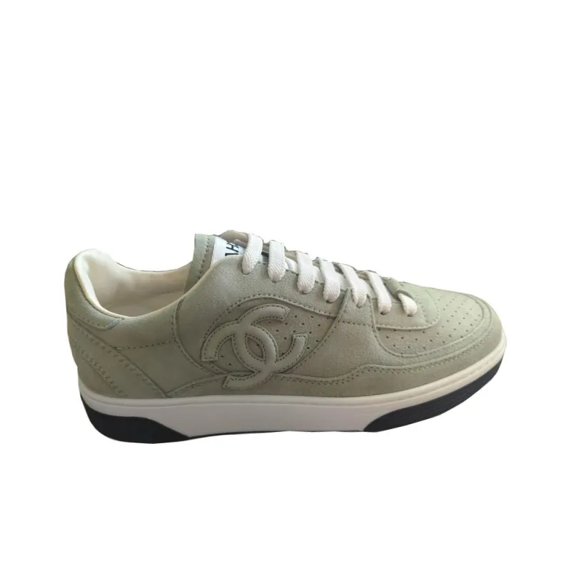 CHANEL 23A Low Top Skateboard Shoes Women's Green-1