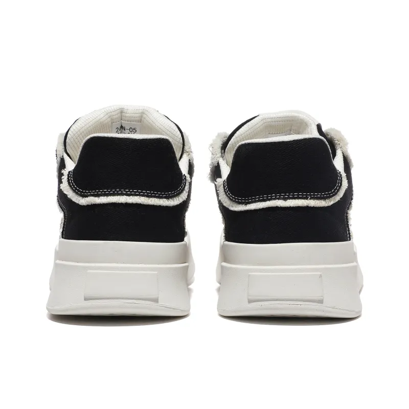 MOREMORENOISE Coverage Balance Wear Resistant Lightweight Slip Resistant Low Top Canvas Shoes Unisex White Black-4
