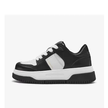 Le Saunda Lightweight Height Increasing Low Top Skateboard Shoes Women's Black