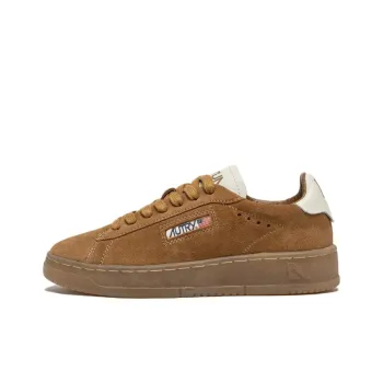 AUTRY Dallas Slip Resistant Low Top Skateboard Shoes Women's Brown