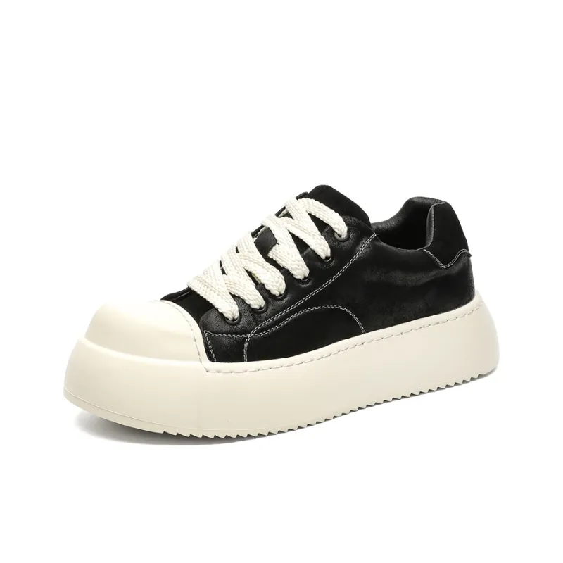 Chi Wolf Anti Slip Wear Resistant Low Top Skateboard Shoes Men's Black-1