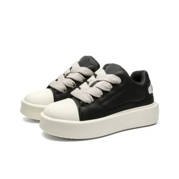 KUNGFUDEER Cool Play Collection Low Top Skateboard Shoes Unisex Black