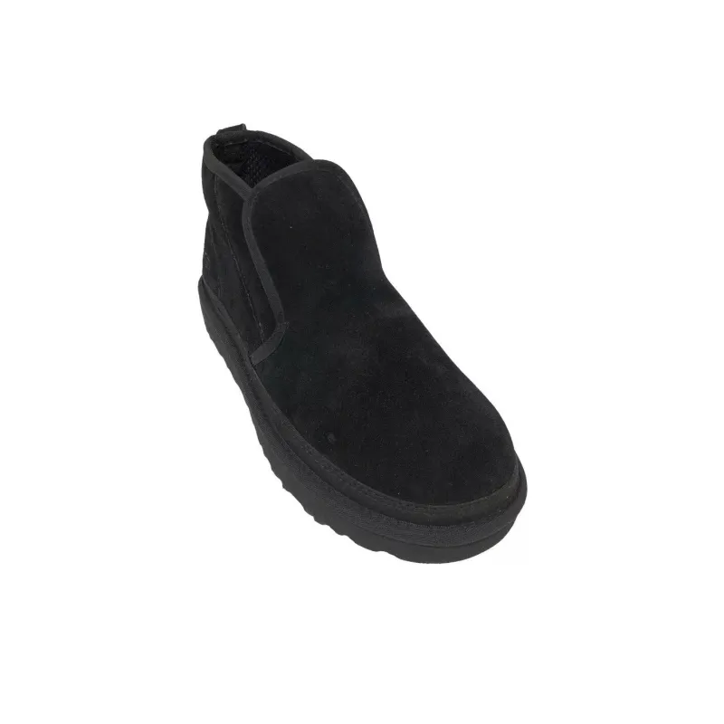 UGG Neumel Minimal Abrasion Resistant Short Snow Boots Men's Black-2