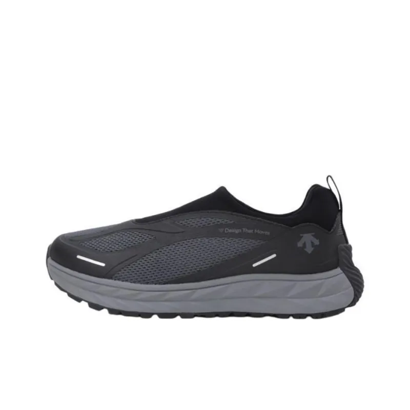DESCENTE Terrain D Anti Slip Wear Resistant Low Top Casual Shoes Unisex Black-0