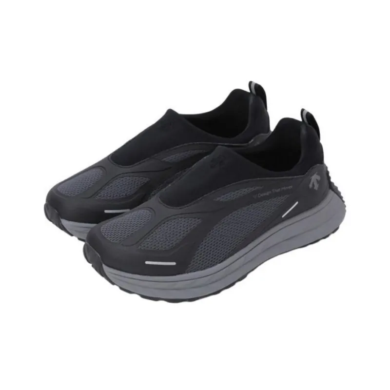 DESCENTE Terrain D Anti Slip Wear Resistant Low Top Casual Shoes Unisex Black-1