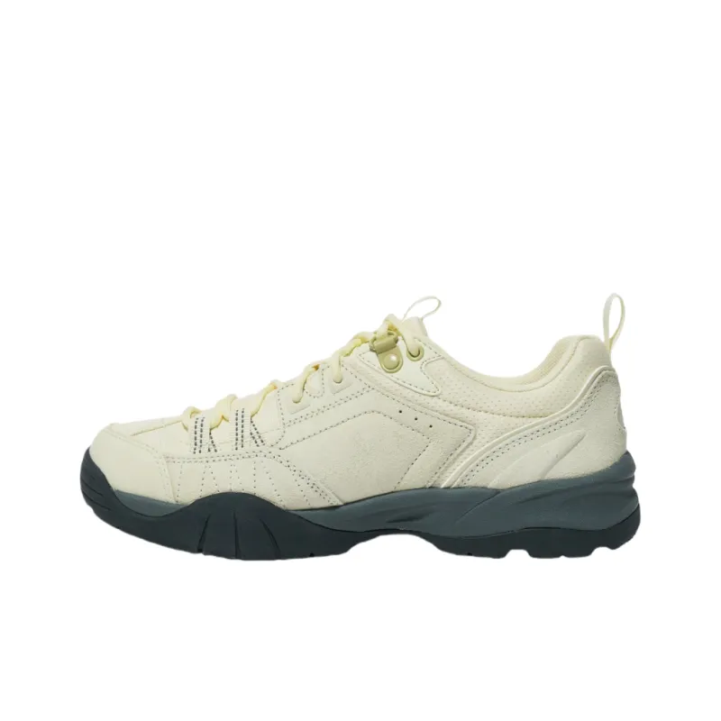 FILA Peyto Anti Slip Wear Resistant Low Top Casual Shoes Unisex Light Yellow-1
