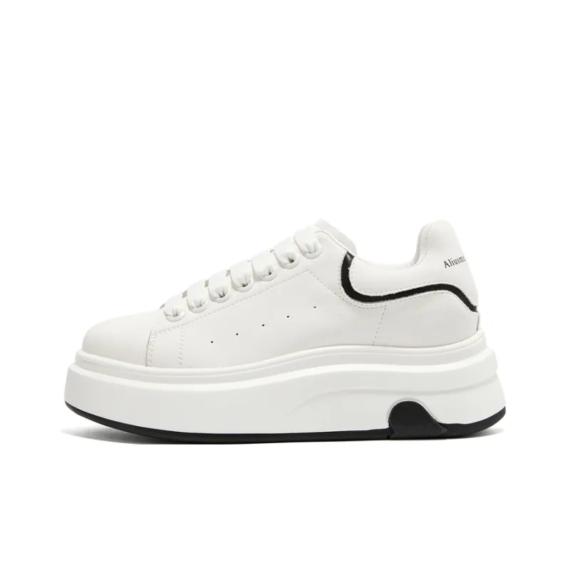 Bull Charm Low-Top Skateboard Shoes Women's-0