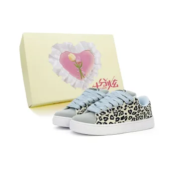 FULLXUAN Low Top Skateboard Shoes Women's Beige Blue Leopard Print