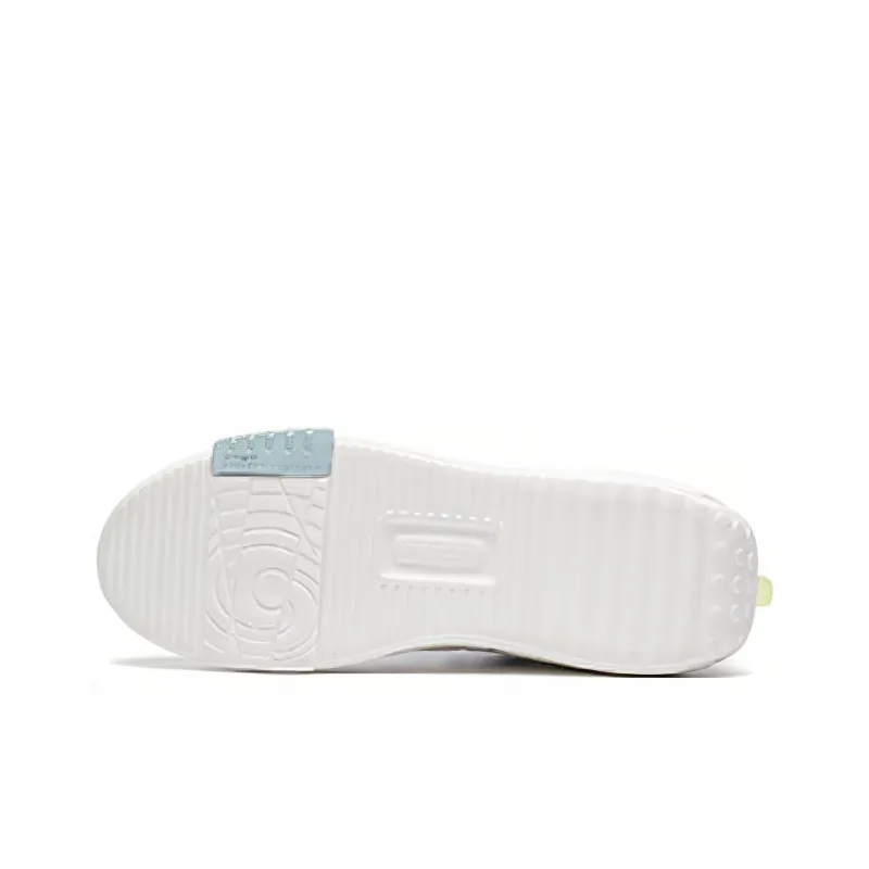 XTEP Epoch 2.0 Casual Shoes Women's Low Top Sail White/Taro Paste Purple-3