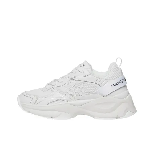 Stuart Weitzman/SW Trainer Low Top Casual Shoes Women's White