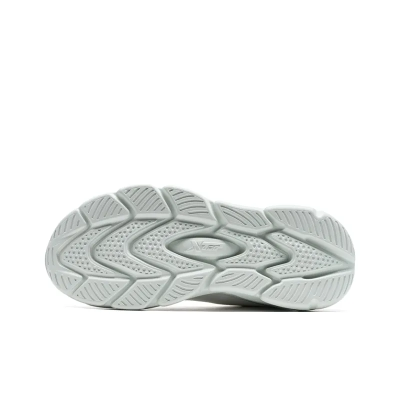 XTEP Cushioned Breathable Slip-Resistant Low-Top Casual Running Shoes Women's Sail White Truffle Gray-6