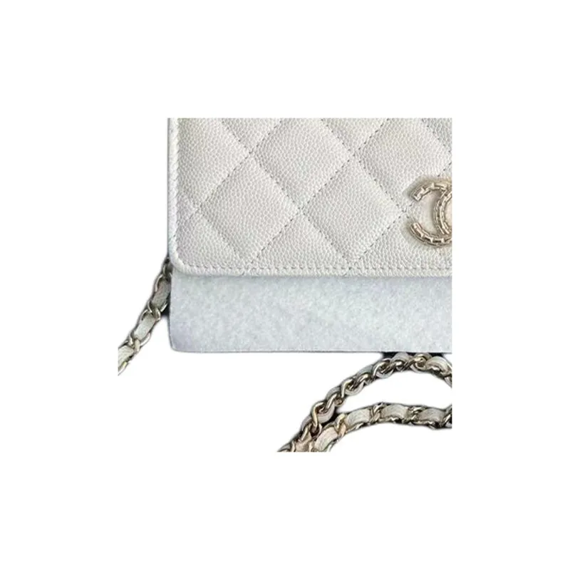 CHANEL Shiny Caviar Calfskin Wallet Women's White-2