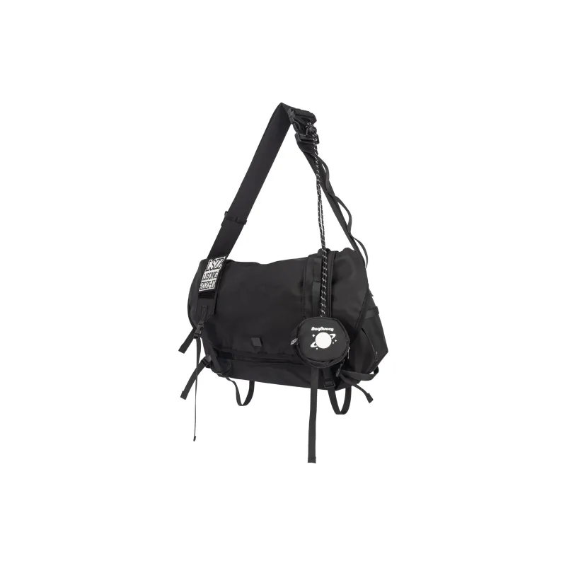 TAKI Shoulder Bags Black-1