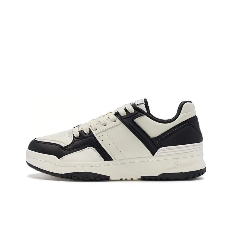XTEP New Year Collection Low Top Casual Shoes Women's White Black-0