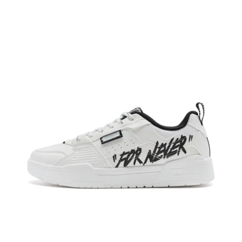 XTEP Unbounded Cushioning Wear Resistant Low Top Skateboard Shoes Women's White Black-0