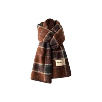 Cranta Komeia Knit Scarves Women's