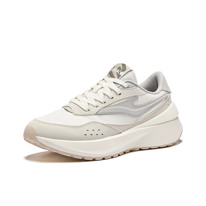 Erke Cushioned Wear Resistant Lightweight Low Top Casual Shoes Women's Microcrystal White Wild Gray-2