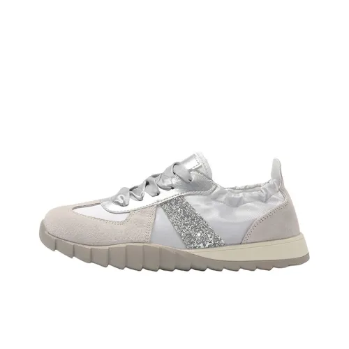 QUANYANG Non slip Lightweight Low Top Casual Shoes Women's