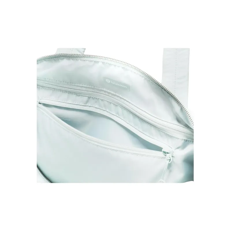 Lululemon Recycled Nylon Travel Bag 16L Women's Pond Green-4