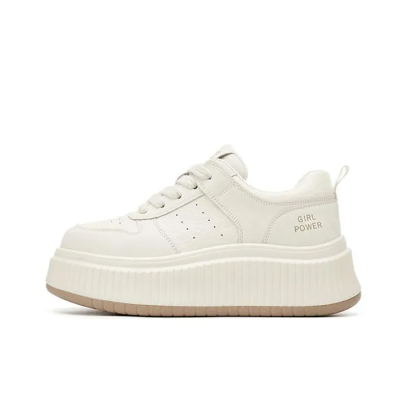 DAPHNE Low Top Skateboard Shoes Women's-3