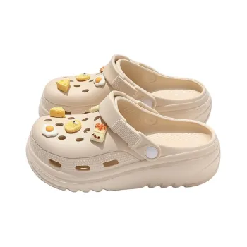 Red bean Slippers / Home Slippers