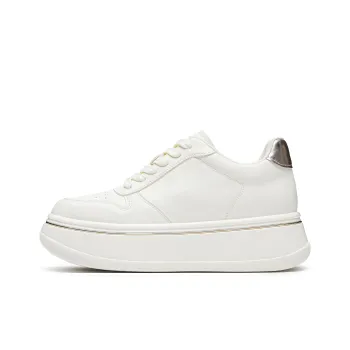 Staccato Coconut Milk Pudding Low Top Skateboard Shoes Women's White