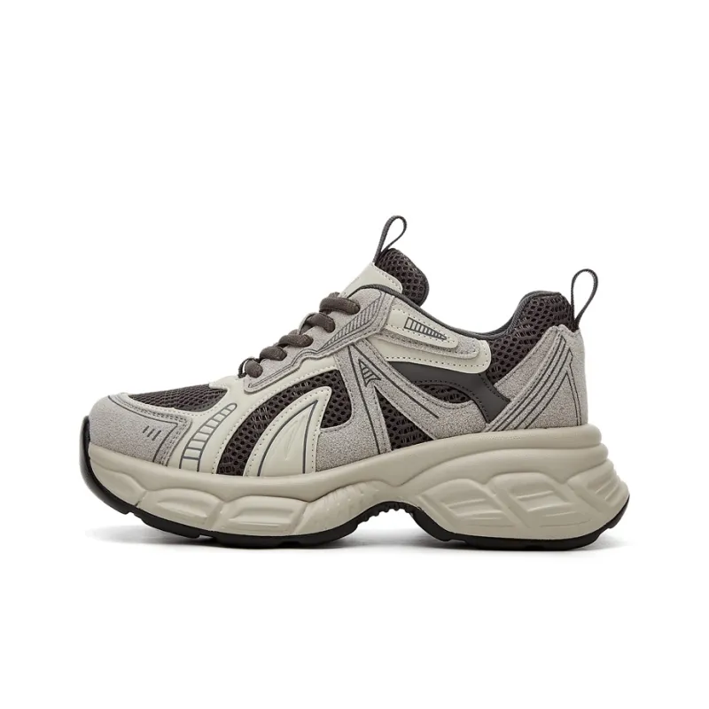 Bull Charm Abrasion Resistant Low Top Chunky Sneakers Women's-0