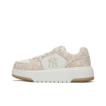 MLB New York Yankees Anti Slip Wear Resistant Low Top Skateboard Shoes Unisex Beige Yellow