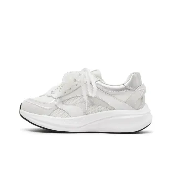 Staccato Butterfly Island Collection, Starlight Butterfly Low Top Casual Shoes Women's