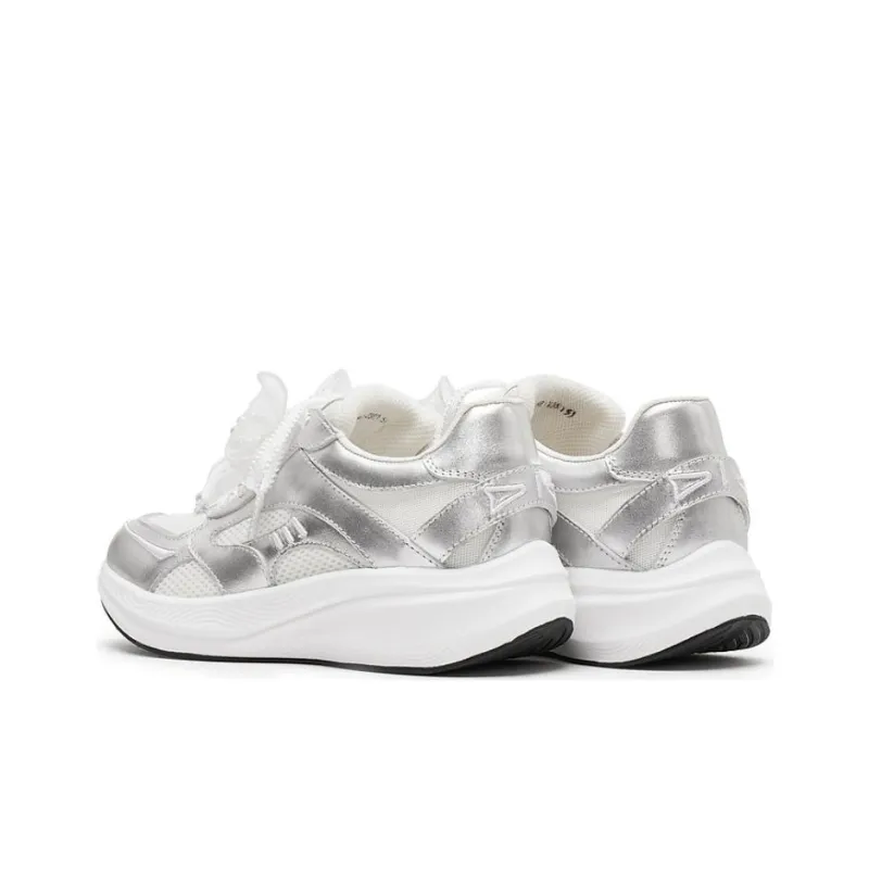 Staccato Butterfly Island Collection, Starlight Butterfly Low Top Casual Shoes Women's-10