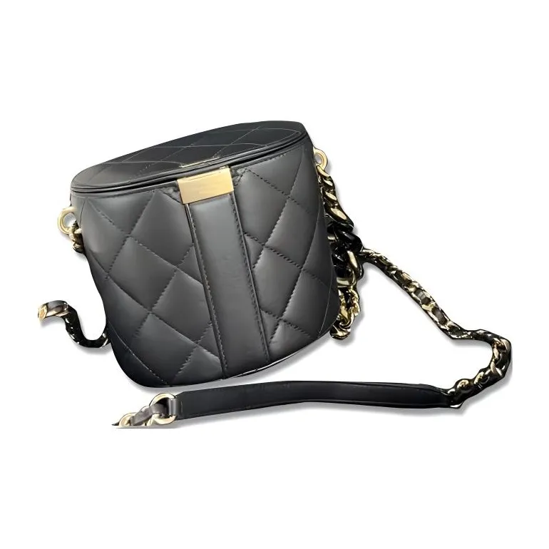 CHANEL Lambskin Makeup Box, Makeup Bag, Shoulder Bag, Crossbody Bag Medium Size Women's Black-1