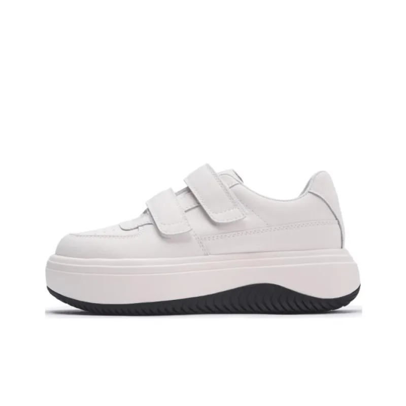 Hotwind Low Top Skateboard Shoes Women's-0