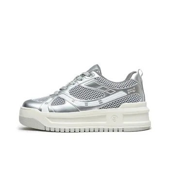GONGJI Square Inches Slip Resistant Cushioning Low Top Skateboard Shoes Women's