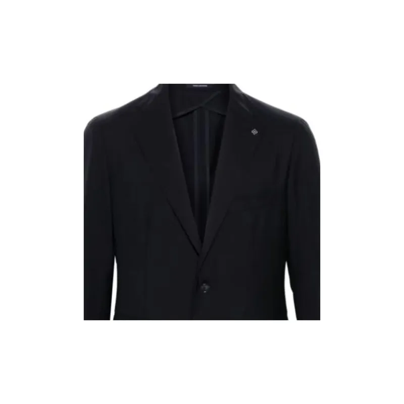 Tagliatore Brooch detail Suit-1