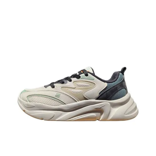 Erke Non slip Wear resistant Shock Absorption Low Top Chunky Sneakers Men's Gray Black