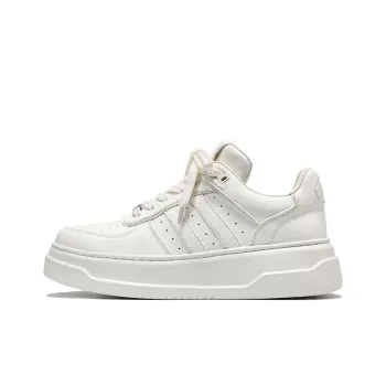 UanDi Slip Resistant Lightweight Height Increasing Low Top Skateboard Shoes Women's