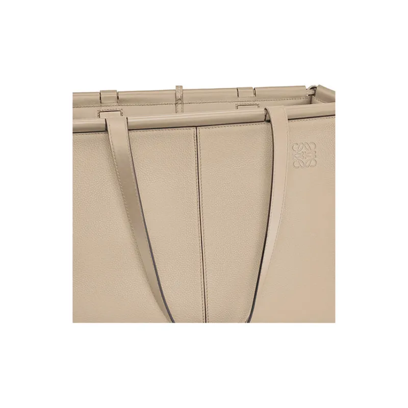 LOEWE Cushion Tote Handbags-3