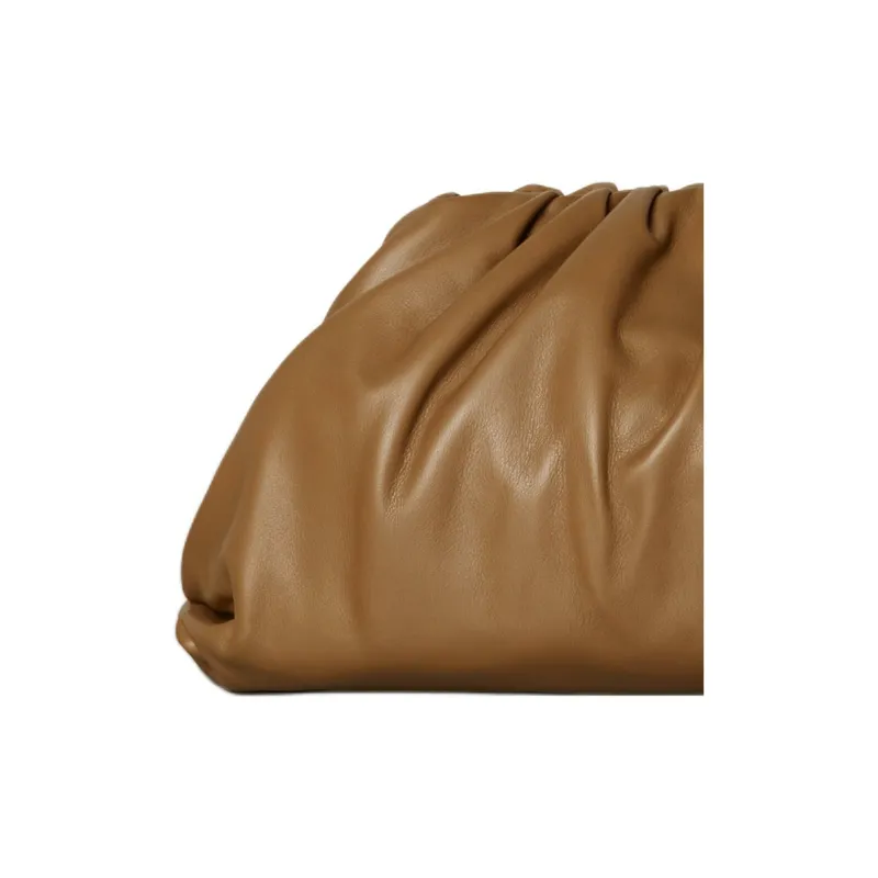 Bottega Veneta The Pouch Butter Calf Camel-2