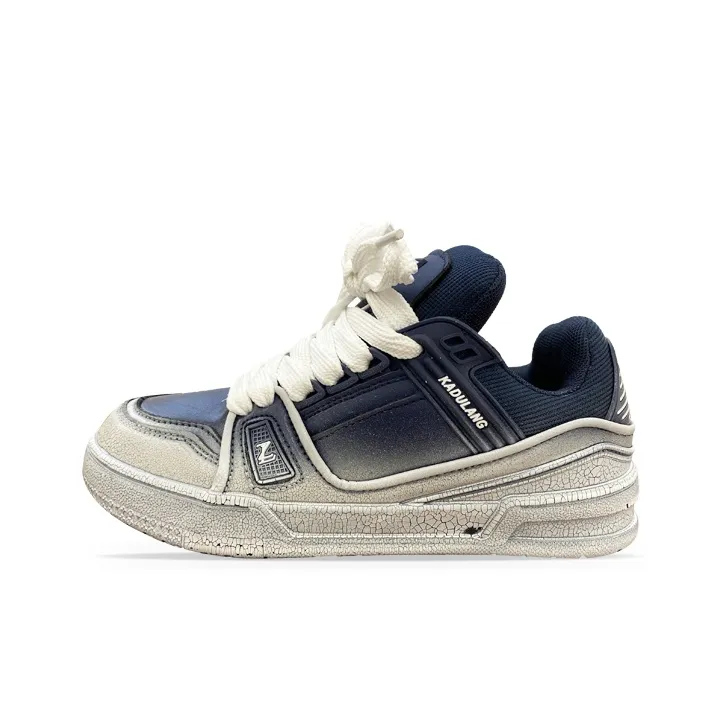 XLAIII Durable Lightweight And Breathable Low Top Skateboard Shoes Unisex Gradient Blue-0