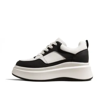 KODI Anti Slip And Wear Resistant Height Increasing Low Top Skateboard Shoes Women's Black White