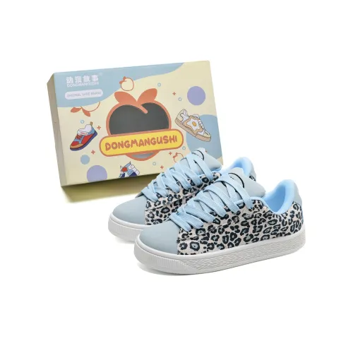 Anime Story Anti Slip Wear Resistant Lightweight Breathable Low Top Skateboard Shoes Women's Leopard Print Blue