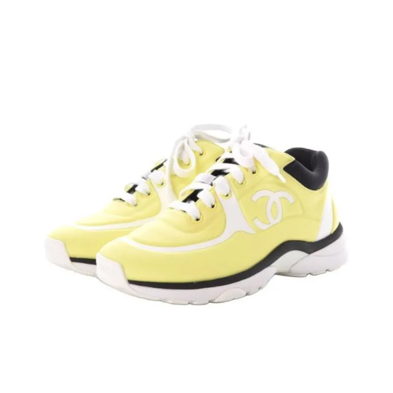CHANEL Cc Logo Sneaker 'Yellow'-2