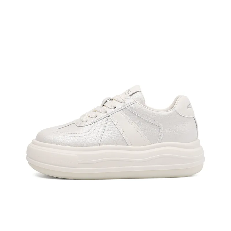 BURGELY Low-Top Skateboard Shoes Women's-6