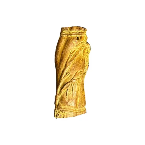 Gianina Agarwood Ornaments Unisex