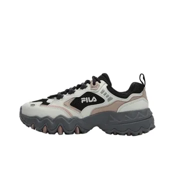 FILA Anti Slip And Wear Resistant Lightweight Height Increasing Low Top Chunky Sneakers Women's Black Gray Color